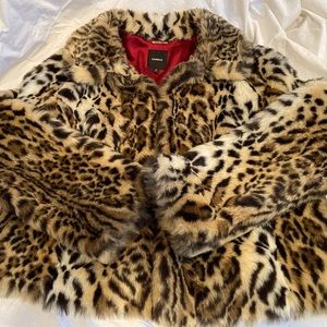 Express Faux Fur Jacket Women’s M Absolutely Gorgeous!